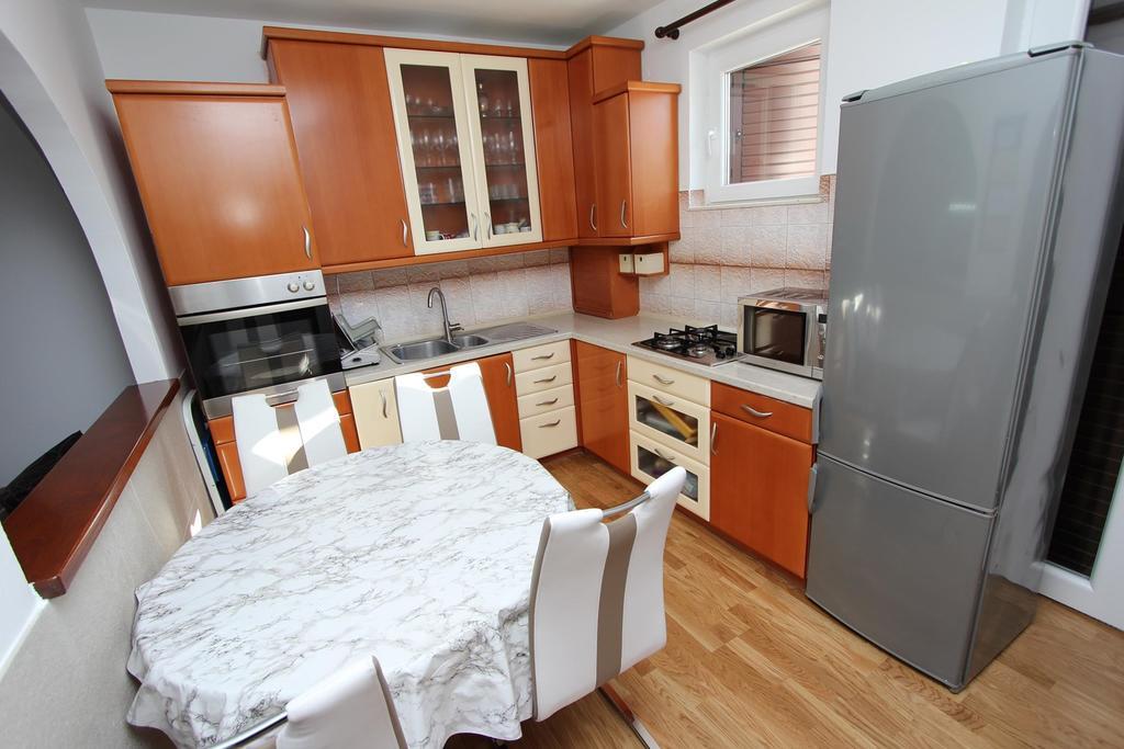 Apartment Ilinovic Rovinj Luaran gambar